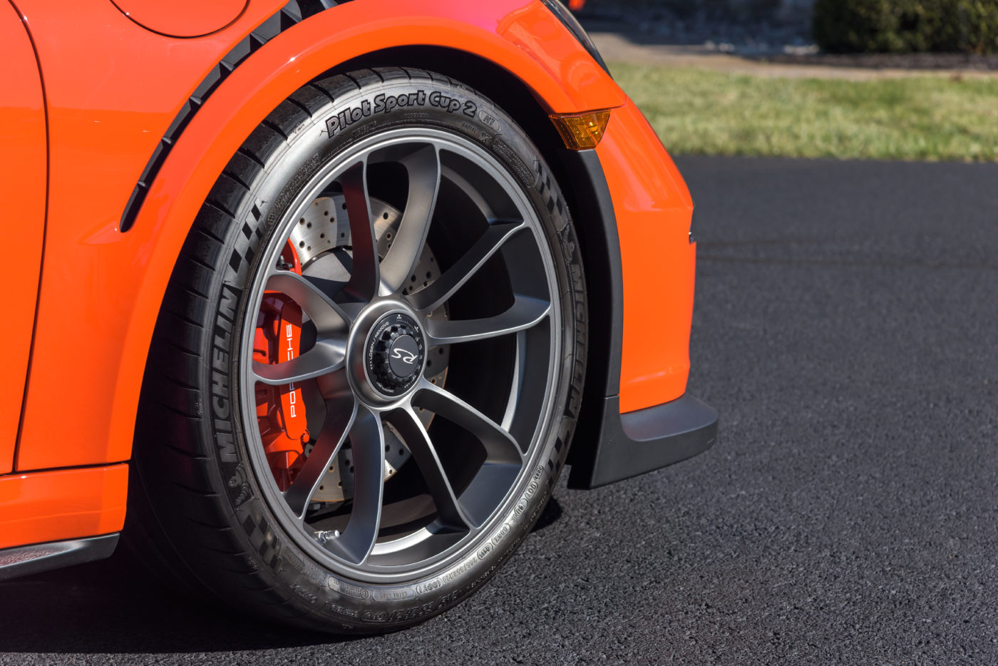 Porsche 911 GT3 RS specs demand the best brakes in the world